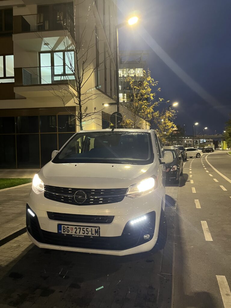 Hire a Minivan in Belgrade Waterfront